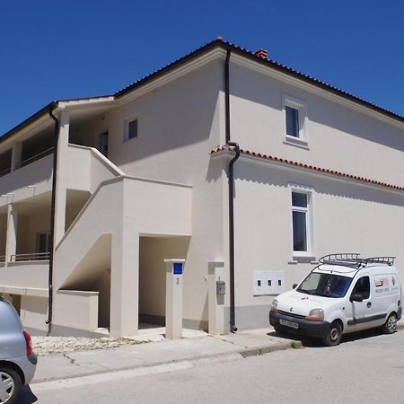 Holiday Apartment Dunja Pula Luaran gambar