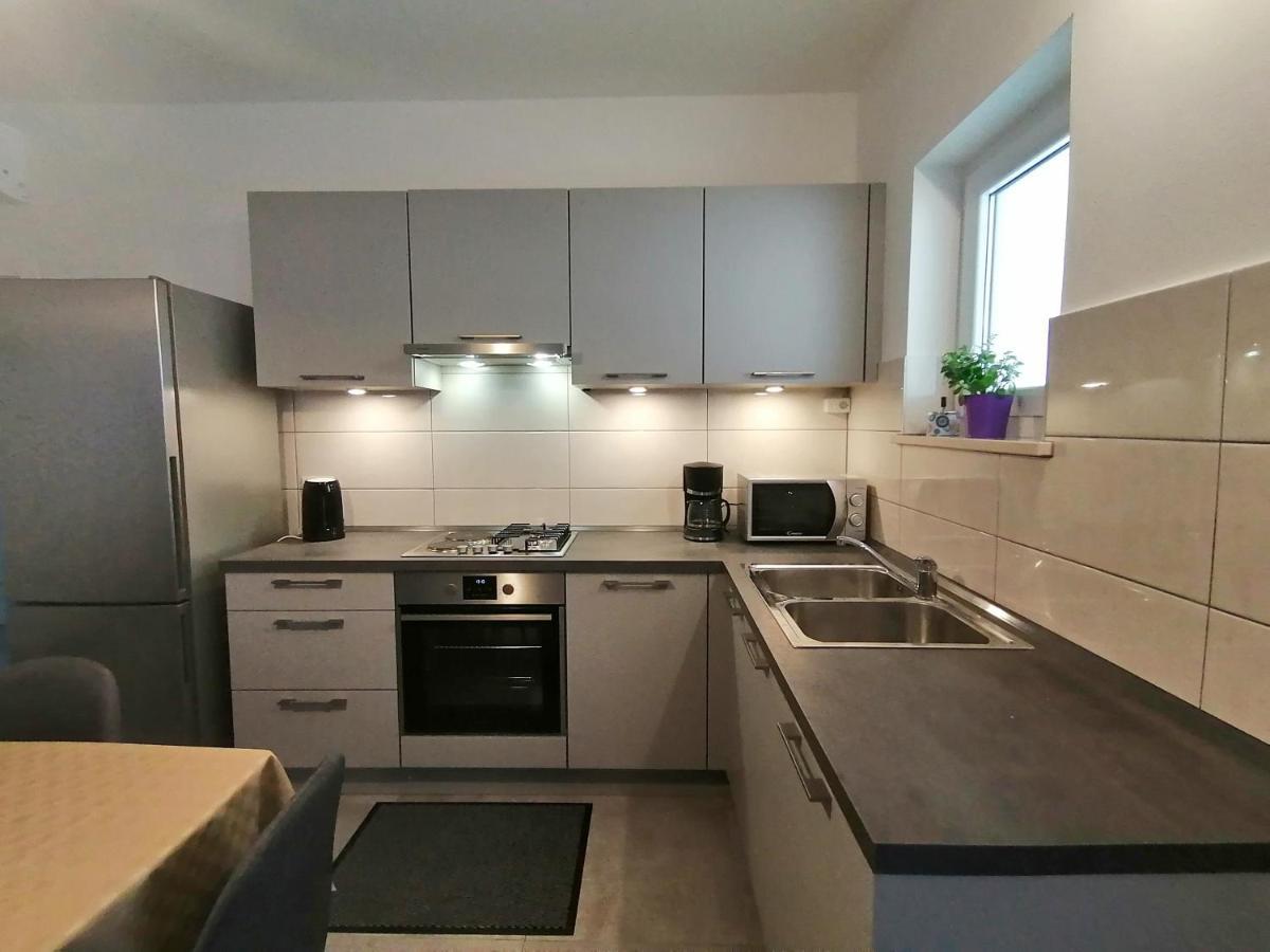 Holiday Apartment Dunja Pula Luaran gambar