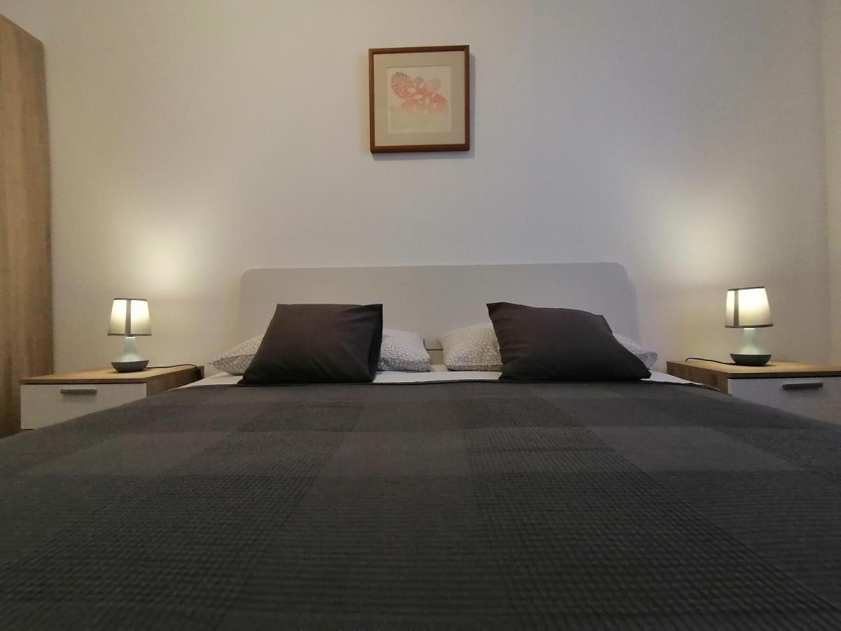 Holiday Apartment Dunja Pula Luaran gambar