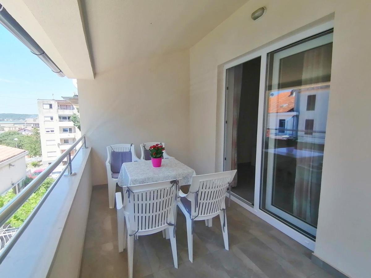 Holiday Apartment Dunja Pula Luaran gambar