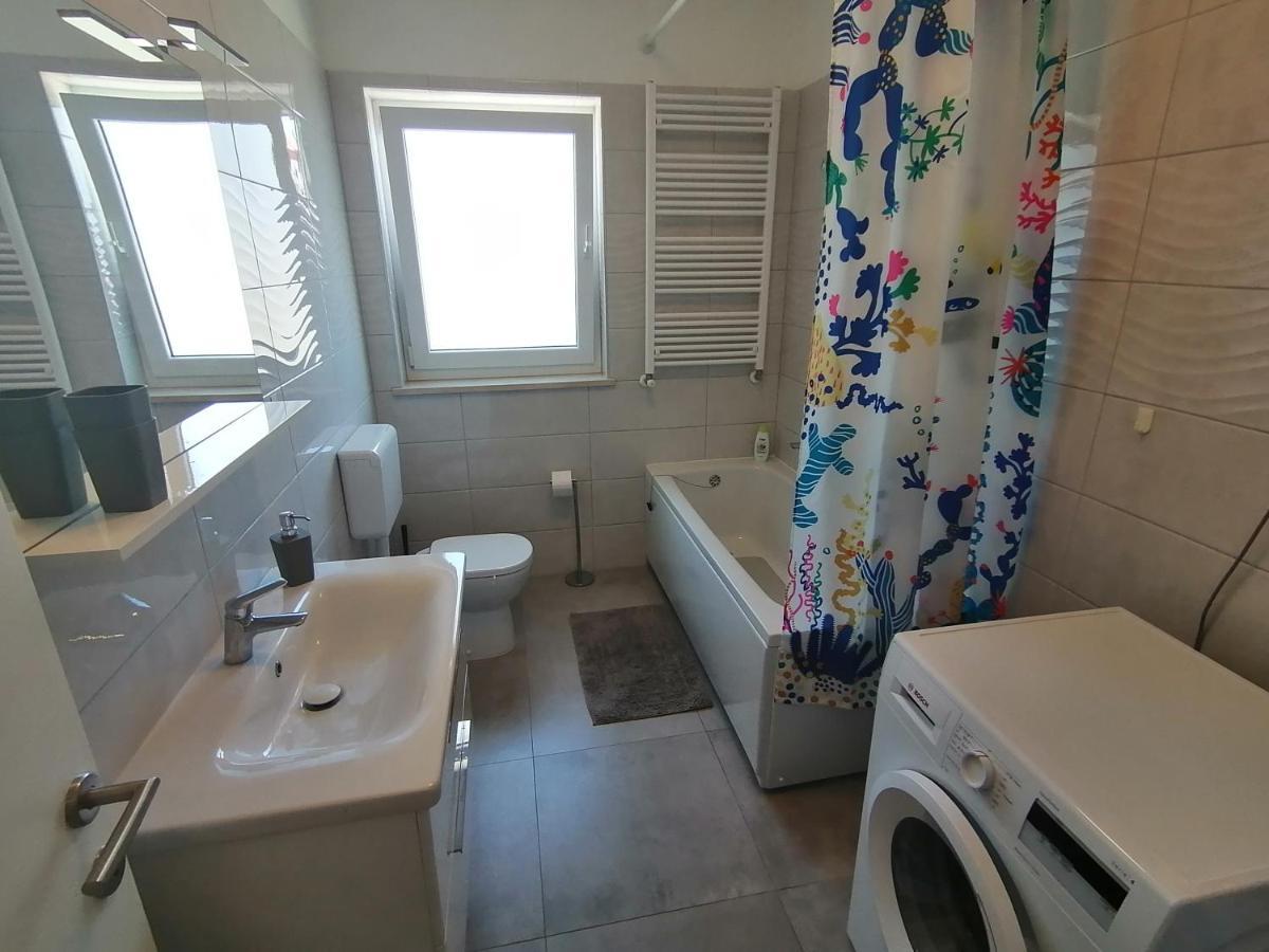 Holiday Apartment Dunja Pula Luaran gambar